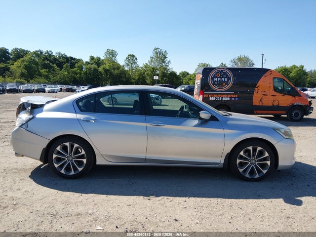 2015 Honda Accord Sport მანქანა იყიდება აუქციონზე, vin: 1HGCR2F56FA151267, აუქციონის ნომერი: 45260182