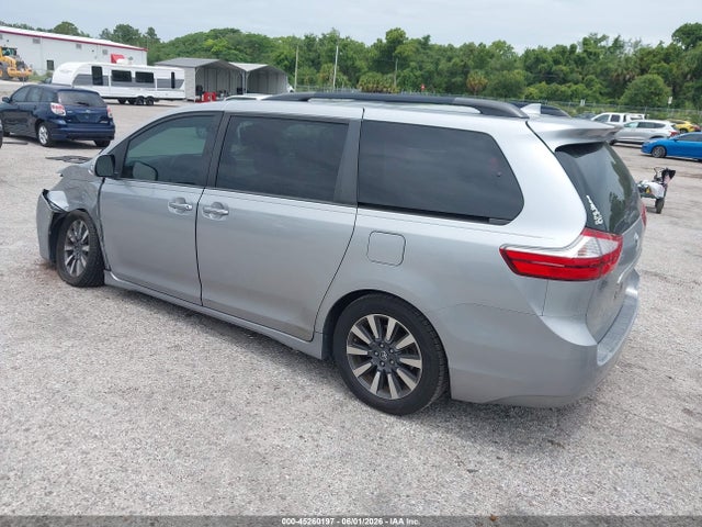 Продажа на аукционе авто 2018 Toyota Sienna Limited 7 Passenger, vin: 5TDYZ3DCXJS957944, номер лота: 45260197