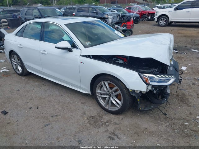 45260233 :رقم المزاد ، WAUDAAF44RN001759 vin ، 2024 Audi A4 Premium 45 Tfsi S Line Quattro S Tronic مزاد بيع