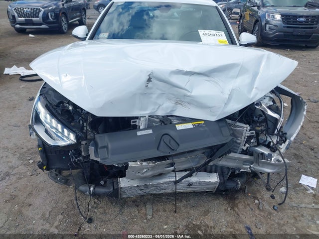 45260233 :رقم المزاد ، WAUDAAF44RN001759 vin ، 2024 Audi A4 Premium 45 Tfsi S Line Quattro S Tronic مزاد بيع