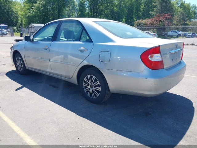 45260248 :رقم المزاد ، 4T1BE32K53U657556 vin ، 2003 Toyota Camry Le مزاد بيع