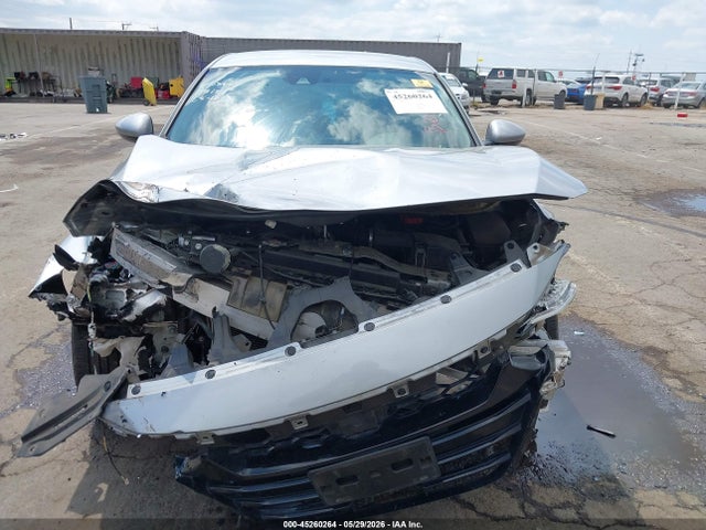 Honda ACCORD LX 2018 1HGCV1F15JA200566 Image 12