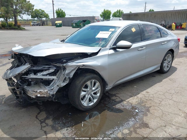 Honda ACCORD LX 2018 1HGCV1F15JA200566 Image 2