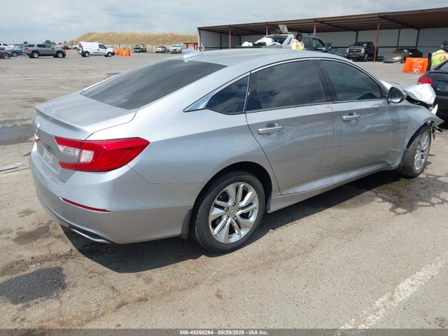 Honda ACCORD LX 2018 1HGCV1F15JA200566 Image 4