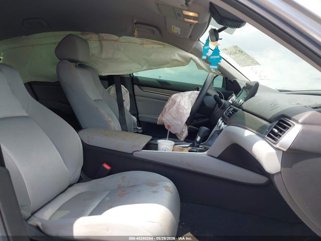 Honda ACCORD LX 2018 1HGCV1F15JA200566 Image 5