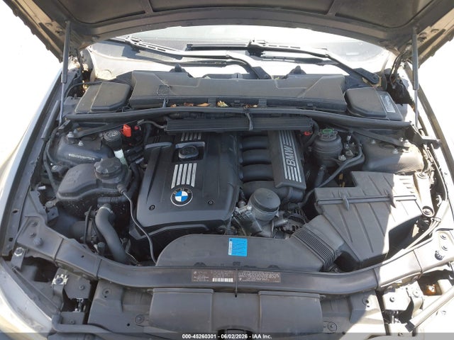 45260301 :رقم المزاد ، WBAVC575X8NK77682 vin ، 2008 Bmw 328i مزاد بيع