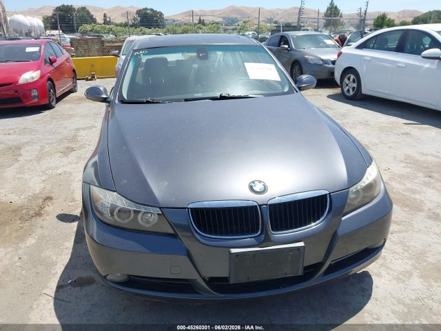 45260301 :رقم المزاد ، WBAVC575X8NK77682 vin ، 2008 Bmw 328i مزاد بيع