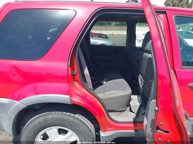 Продажа на аукционе авто 2002 Ford Escape Xlt, vin: 1FMYU04112KD87784, номер лота: 45260325