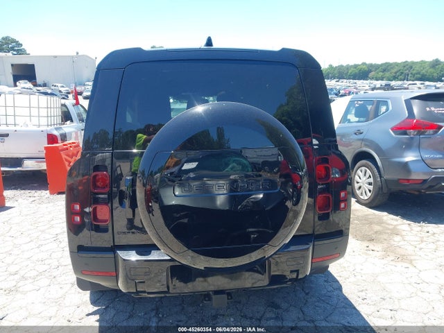 45260354 :رقم المزاد ، SALEJFFU5R2295512 vin ، 2024 Land Rover Defender 130 P300 S مزاد بيع