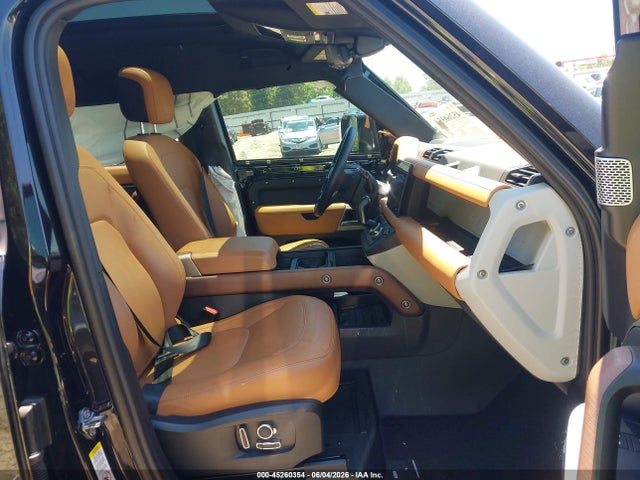 45260354 :رقم المزاد ، SALEJFFU5R2295512 vin ، 2024 Land Rover Defender 130 P300 S مزاد بيع