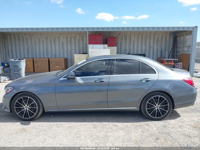 W1KWF8DB5MR634530 Mercedes-Benz C 300 Sedan
