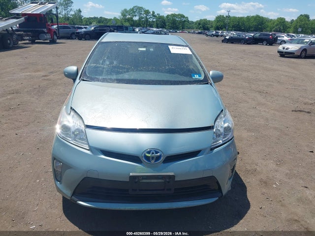 2014 Toyota Prius Two მანქანა იყიდება აუქციონზე, vin: JTDKN3DU5E1748835, აუქციონის ნომერი: 45260399