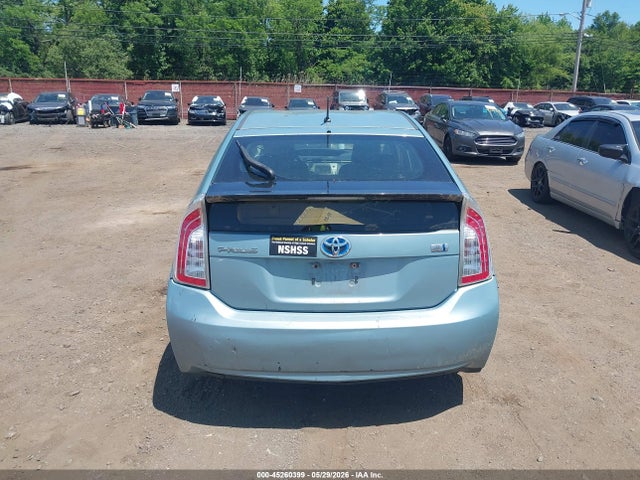 2014 Toyota Prius Two მანქანა იყიდება აუქციონზე, vin: JTDKN3DU5E1748835, აუქციონის ნომერი: 45260399