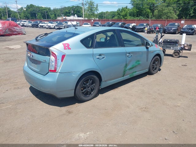 2014 Toyota Prius Two მანქანა იყიდება აუქციონზე, vin: JTDKN3DU5E1748835, აუქციონის ნომერი: 45260399