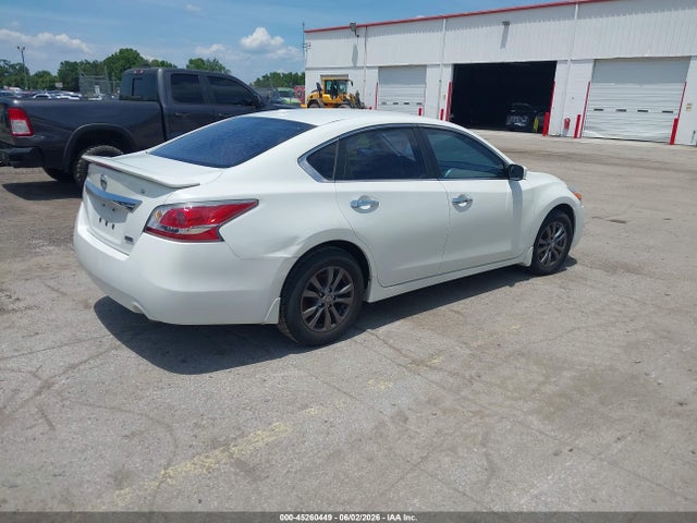 45260449 :رقم المزاد ، 1N4AL3AP9FN919330 vin ، 2015 Nissan Altima 2.5 S مزاد بيع