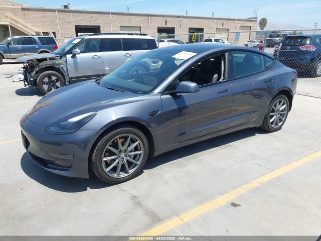 Tesla Model 3 Rear-wheel Drive 2023 5YJ3E1EA8PF383543 Image 2