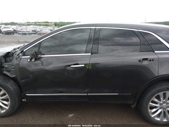 45260464 :رقم المزاد ، 1GYKNFRS4HZ273767 vin ، 2017 Cadillac Xt5 Platinum مزاد بيع