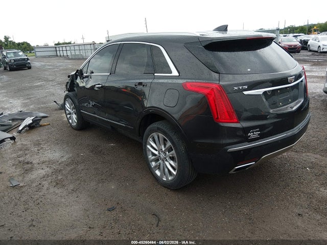 45260464 :رقم المزاد ، 1GYKNFRS4HZ273767 vin ، 2017 Cadillac Xt5 Platinum مزاد بيع