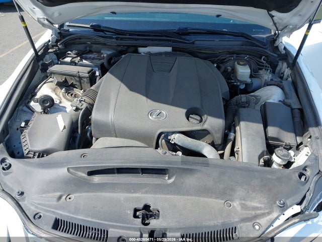 45260471 :رقم المزاد ، JTHCF1D29F5022246 vin ، 2015 Lexus Is 250 مزاد بيع
