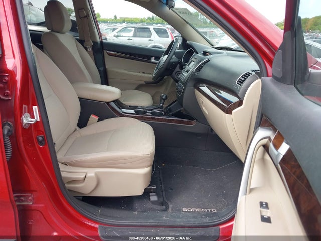 Продаж на аукціоні авто 2015 Kia Sorento Lx, vin: 5XYKT3A68FG594537, номер лоту: 45260480