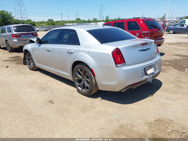 45260495 :رقم المزاد ، 2C3CCAAG0LH239395 vin ، 2020 Chrysler 300 Touring مزاد بيع