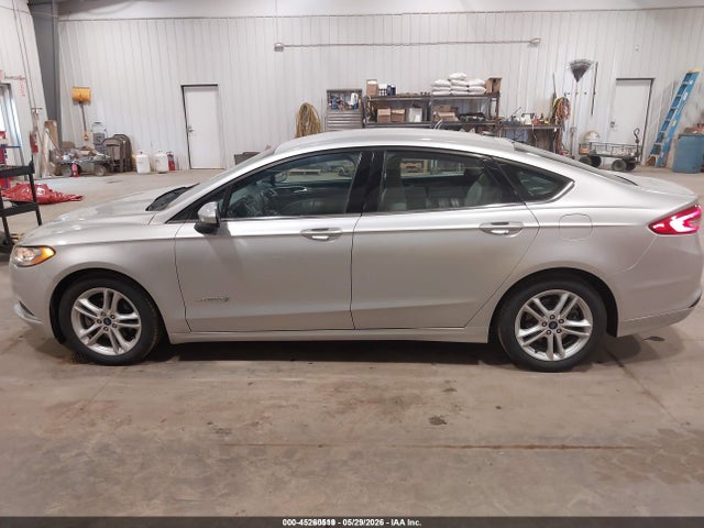 3FA6P0UU9JR122639 Ford Fusion Hybrid S