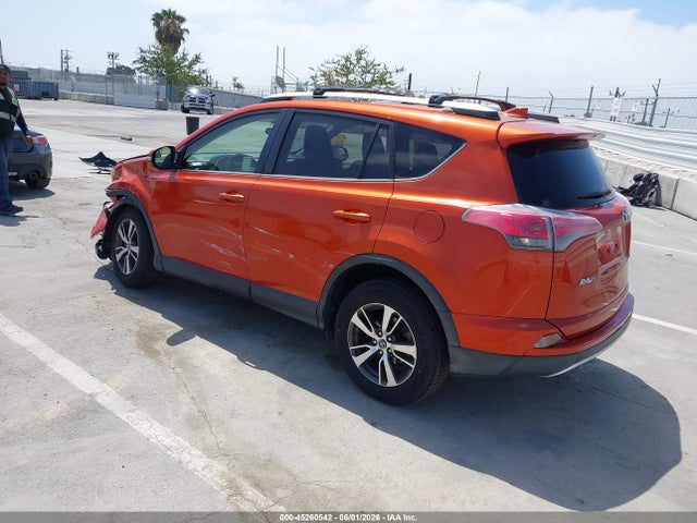 JTMWFREV3GJ081856 Toyota Rav4 Xle