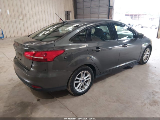 Ford FOCUS SE 2018 1FADP3F28JL328280 Image 4