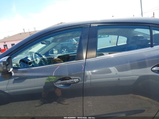 Aukcja sprzedaży 2015 Mazda Mazda3 I Grand Touring, vin: JM1BM1W74F1223491, numer aukcji: 45260562