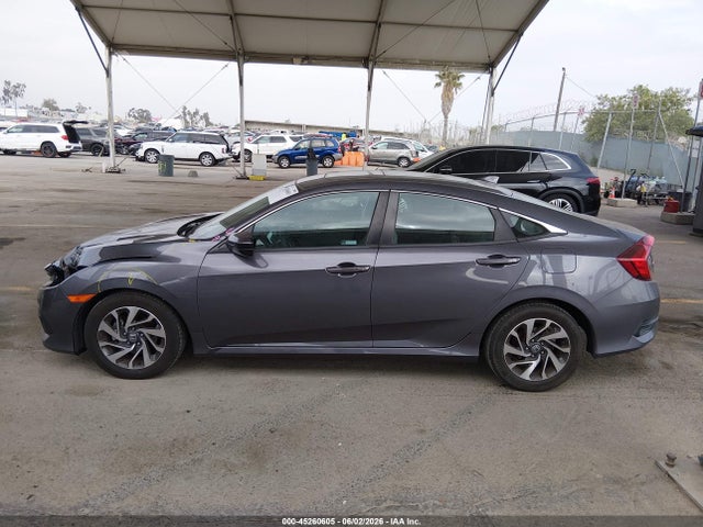 Honda CIVIC EX 2018 2HGFC2F70JH608875 Image 14