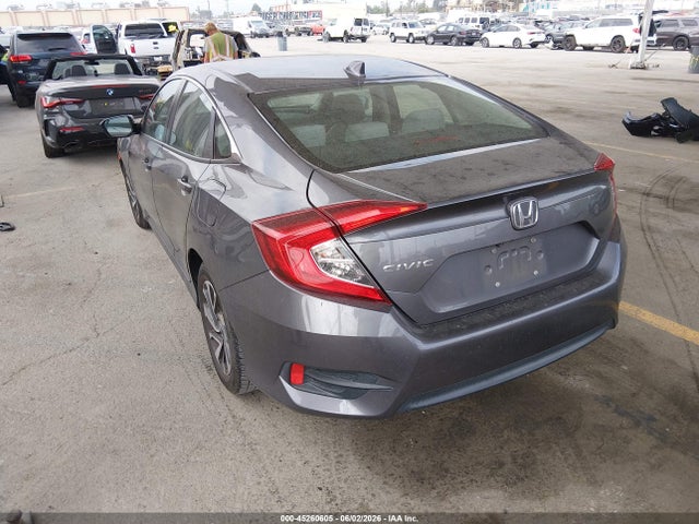 Honda CIVIC EX 2018 2HGFC2F70JH608875 Image 3