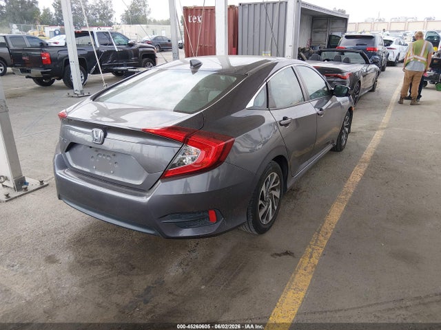 Honda CIVIC EX 2018 2HGFC2F70JH608875 Image 4