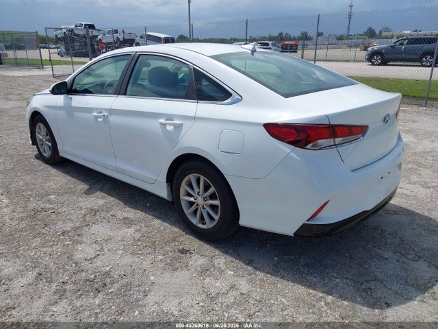Hyundai SONATA ECO 2018 5NPE24AA0JH701642 Image 3