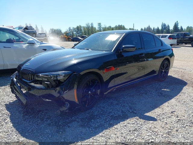 BMW 330i Xdrive 2024 3MW89FF03R8E43956 Image 2