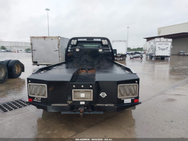 45260636 :رقم المزاد ، 1FD0X5HT3GEB43931 vin ، 2016 Ford F-550 Chassis Xlt مزاد بيع