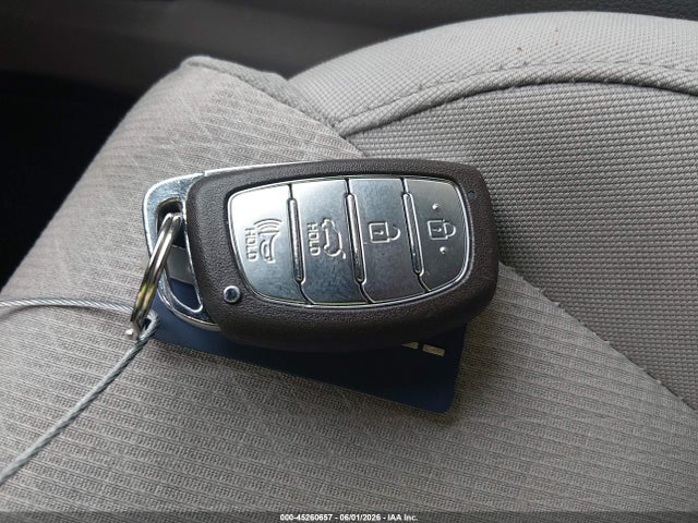Продажа на аукционе авто 2018 Hyundai Tucson Value, vin: KM8J33A21JU630354, номер лота: 45260657
