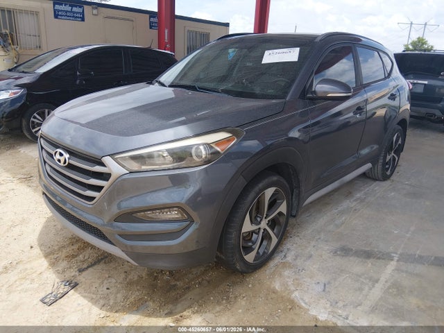 Продажа на аукционе авто 2018 Hyundai Tucson Value, vin: KM8J33A21JU630354, номер лота: 45260657