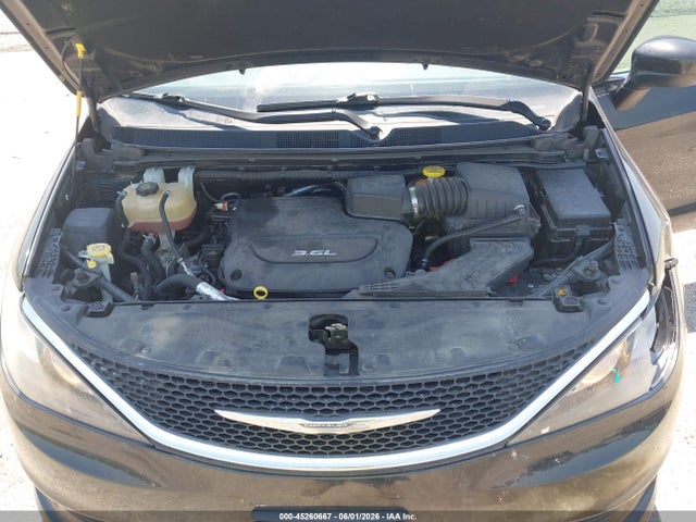 2017 Chrysler Pacifica Touring მანქანა იყიდება აუქციონზე, vin: 2C4RC1DG6HR507336, აუქციონის ნომერი: 45260667