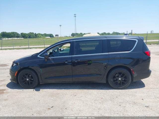 2017 Chrysler Pacifica Touring მანქანა იყიდება აუქციონზე, vin: 2C4RC1DG6HR507336, აუქციონის ნომერი: 45260667