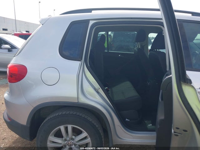 Aukcja sprzedaży 2015 Volkswagen Tiguan S, vin: WVGAV7AX2FW562560, numer aukcji: 45260672