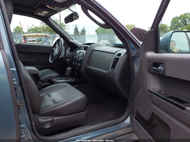 Продаж на аукціоні авто 2011 Ford Escape Limited, vin: 1FMCU0E73BKC09940, номер лоту: 45260726