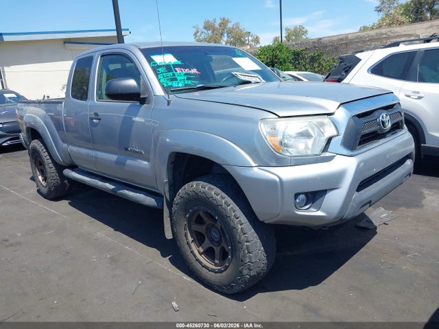 2015 5TFUU4EN5FX136657 main image
