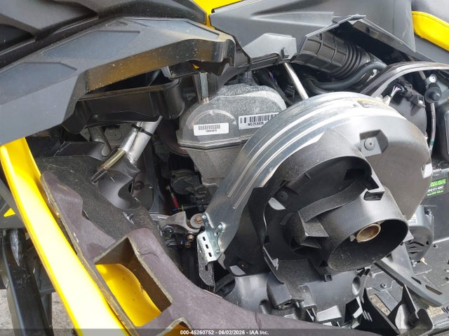 Ski-Doo Renegade Andrenaline 2024 2BPSMBRA1RV000250 Image 10