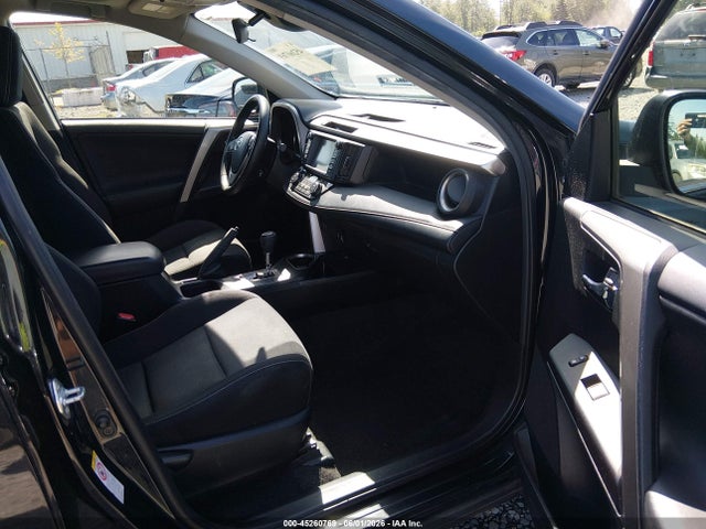 Aukcja sprzedaży 2017 Toyota Rav4 Hybrid Xle, vin: JTMRJREV0HD125128, numer aukcji: 45260769