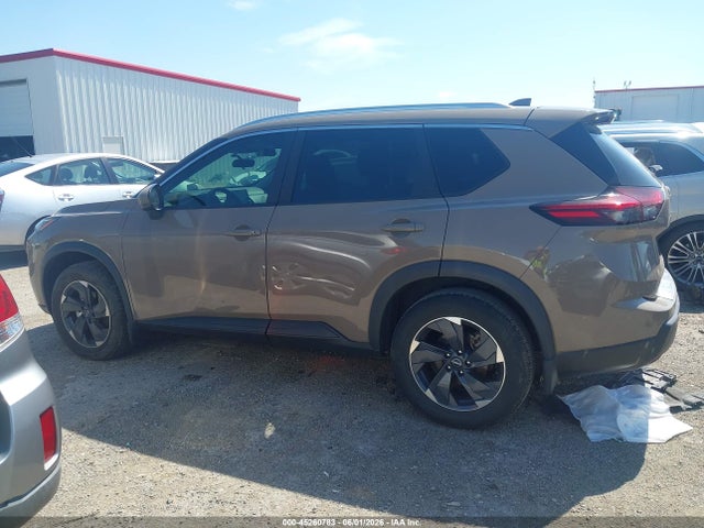 Продажа на аукционе авто 2024 Nissan Rogue Sv Fwd, vin: 5N1BT3BA1RC741966, номер лота: 45260783