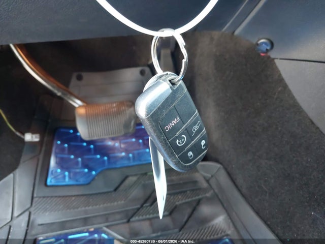 1C4RJEAG9FC646884 Jeep Grand Cherokee Laredo