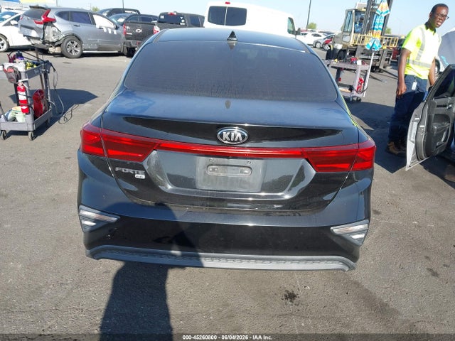 KIA FORTE FE 2020 3KPF24AD6LE173725 Image 16
