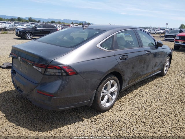 Honda ACCORD LX 2025 1HGCY1F2XSA049063 Image 4