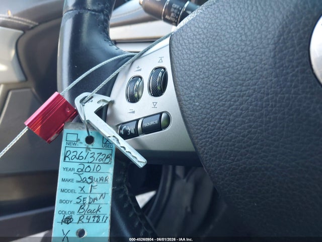 45260904 :رقم المزاد ، SAJWA0GB3ALR49817 vin ، 2010 Jaguar Xf Premium مزاد بيع