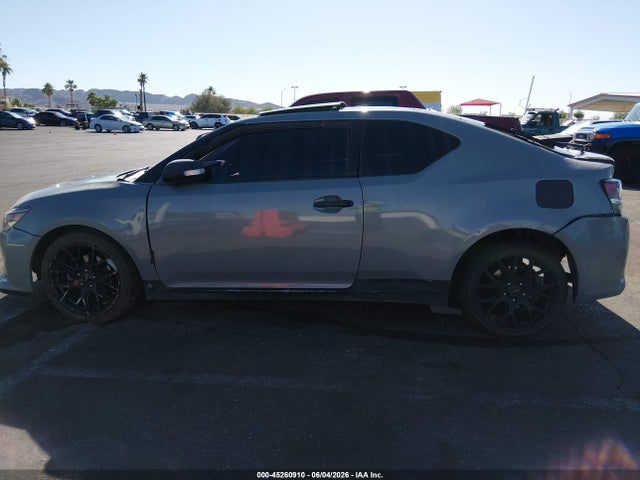 JTKJF5C75GJ015700 Scion TC